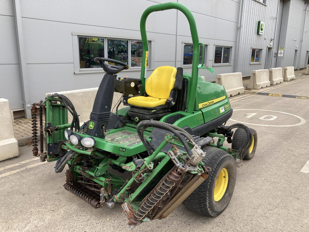 John Deere 7700A Fairway Mower - Garden mower: picture 1 John Deere 7700A Fairway Mower - Garden mower: picture 1