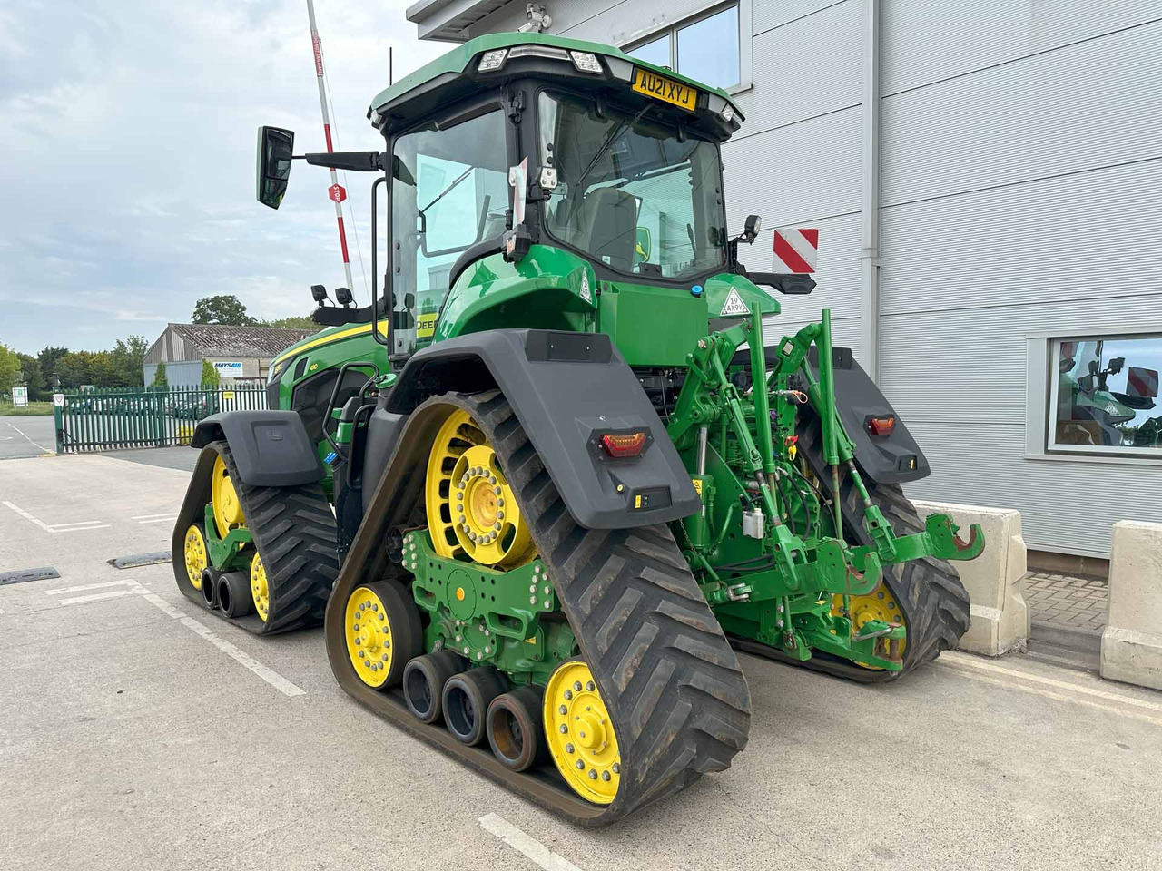John Deere 8RX 410 - Farm tractor: picture 3 John Deere 8RX 410 - Farm tractor: picture 3