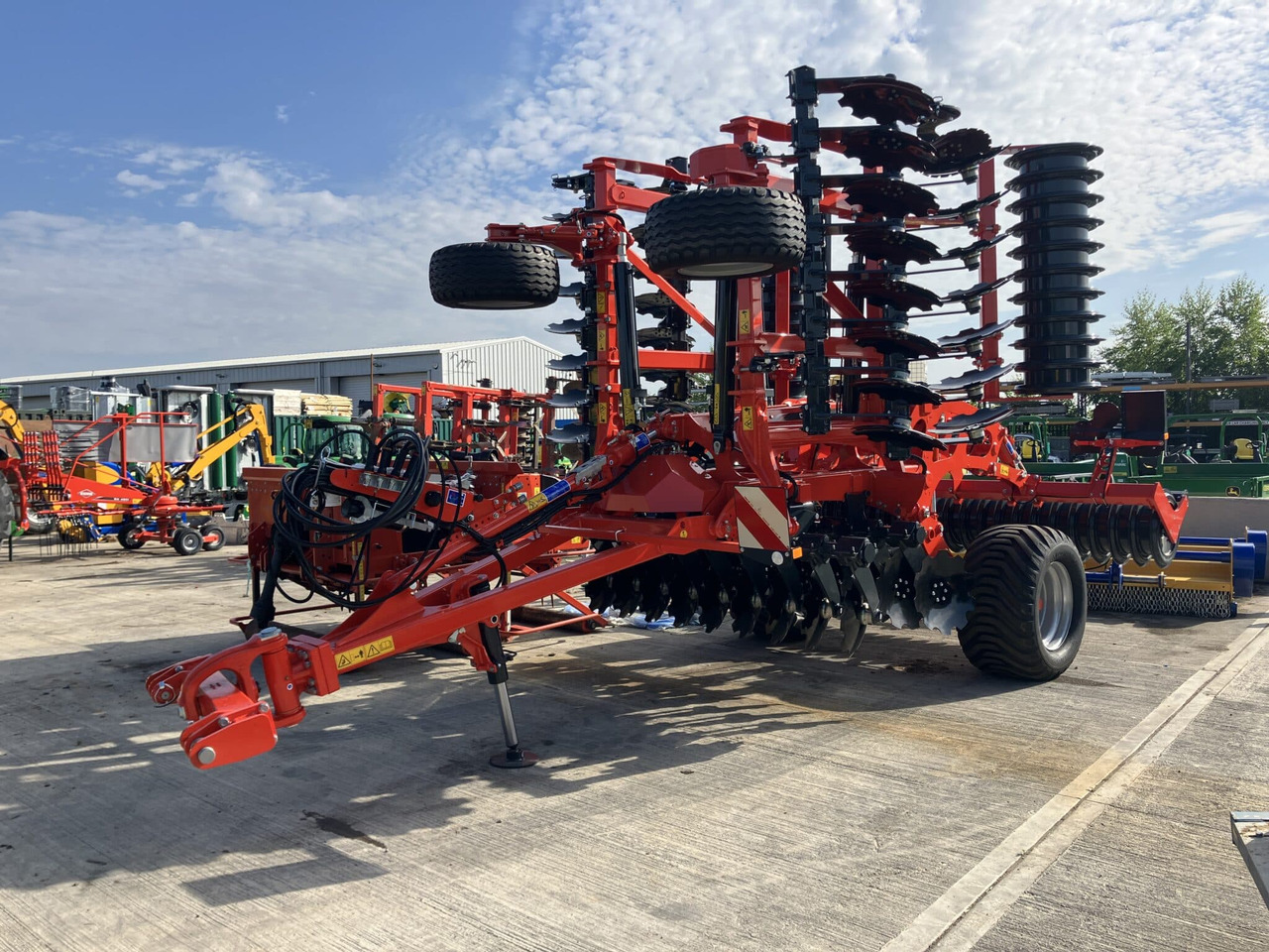 Kuhn Optimer L6000 - Soil tillage equipment: picture 1 Kuhn Optimer L6000 - Soil tillage equipment: picture 1