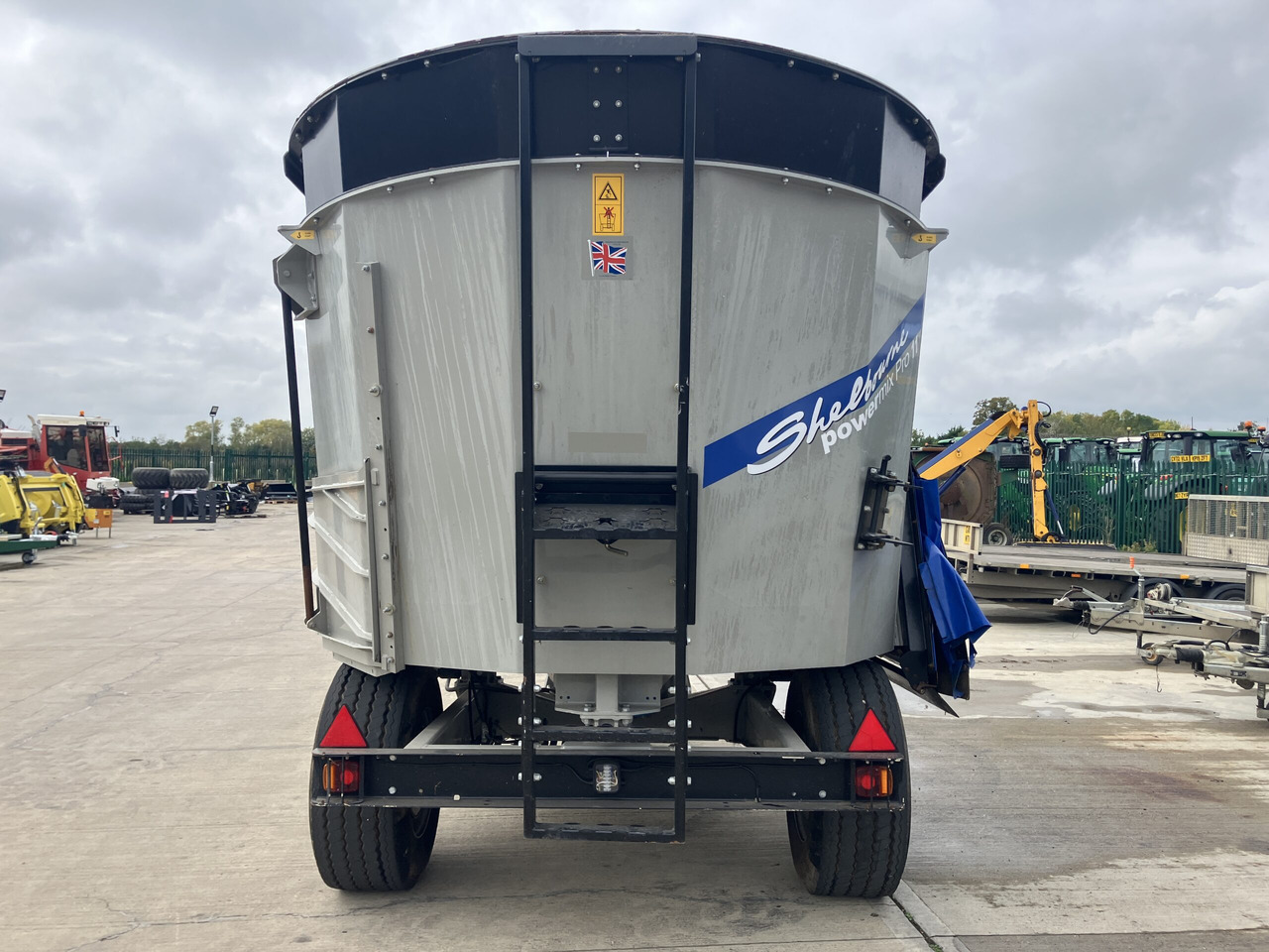 Shelbourne Reynolds Powermix Pro 11 - Forage mixer wagon: picture 3 Shelbourne Reynolds Powermix Pro 11 - Forage mixer wagon: picture 3