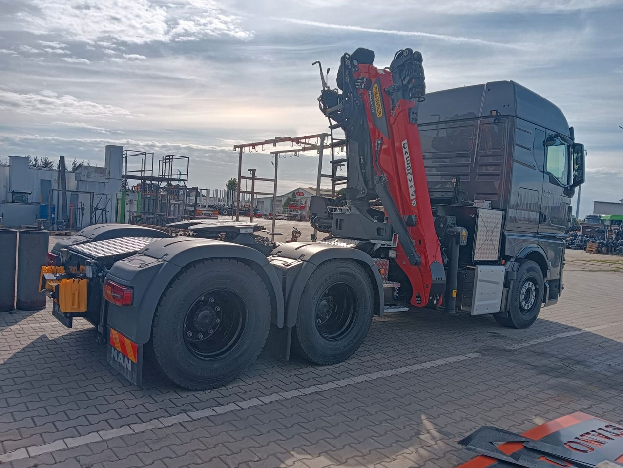 MAN TGX 26.580 6x4 LANGHOLZ EPSILON TZ 17 - Timber truck, Crane truck: picture 2 MAN TGX 26.580 6x4 LANGHOLZ EPSILON TZ 17 - Timber truck, Crane truck: picture 2