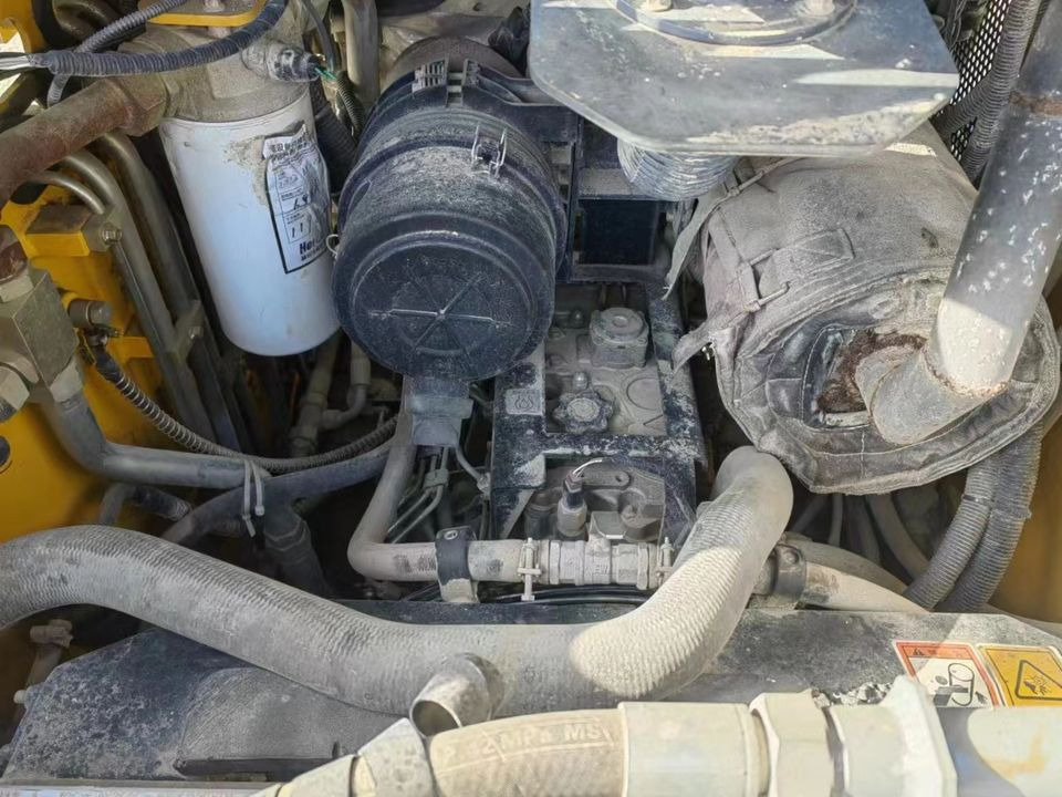 2021 LG365B Used Small 4WD Skid Steer Loader with Core Components-Motor Bearing Gearbox Pump Hot Sale - Skid steer loader: picture 5 2021 LG365B Used Small 4WD Skid Steer Loader with Core Components-Motor Bearing Gearbox Pump Hot Sale - Skid steer loader: picture 5