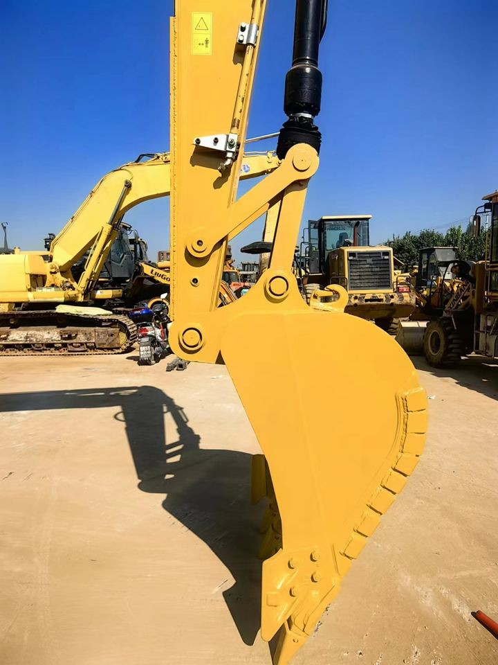 Caterpillar Used 20 Ton Tier 4 Excavator 312GC 312D2GC 313D 320D with Low Price Core Components Engine and Bearing - Crawler excavator: picture 3 Caterpillar Used 20 Ton Tier 4 Excavator 312GC 312D2GC 313D 320D with Low Price Core Components Engine and Bearing - Crawler excavator: picture 3