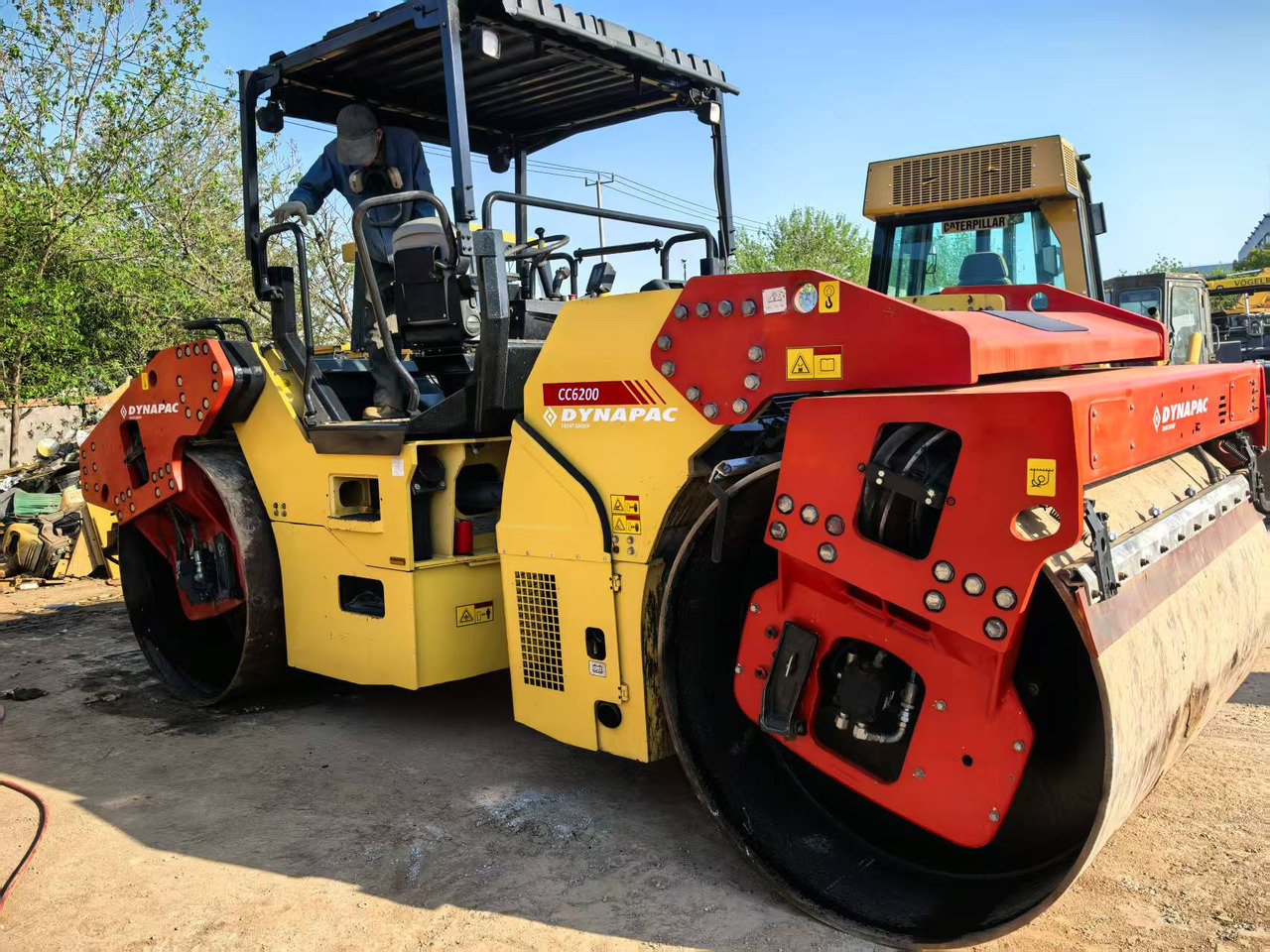 DYNAPAC CC6200 - Roller: picture 1 DYNAPAC CC6200 - Roller: picture 1