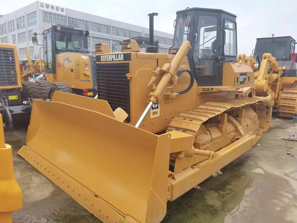 Hot Sale High Quality Used CAT D7G Bulldozer Construction Machinery Caterpillar Bulldozer - Bulldozer: picture 2 Hot Sale High Quality Used CAT D7G Bulldozer Construction Machinery Caterpillar Bulldozer - Bulldozer: picture 2