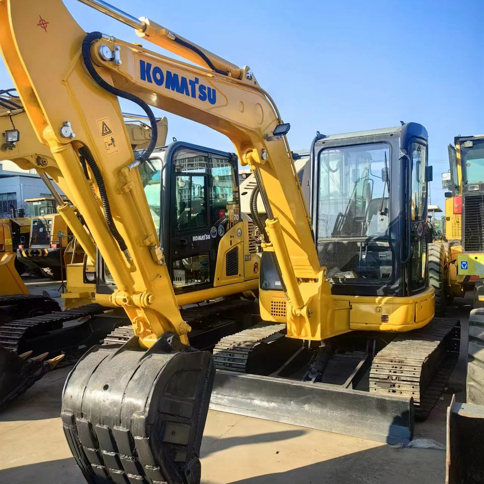 Used komatsu Pc35 Pc40 Pc55 Pc56,komatsu Mini Excavators Pc30 Pc15 Pc20 ,pc35 Pc40 Japan Import High Quality - Mini excavator: picture 1 Used komatsu Pc35 Pc40 Pc55 Pc56,komatsu Mini Excavators Pc30 Pc15 Pc20 ,pc35 Pc40 Japan Import High Quality - Mini excavator: picture 1