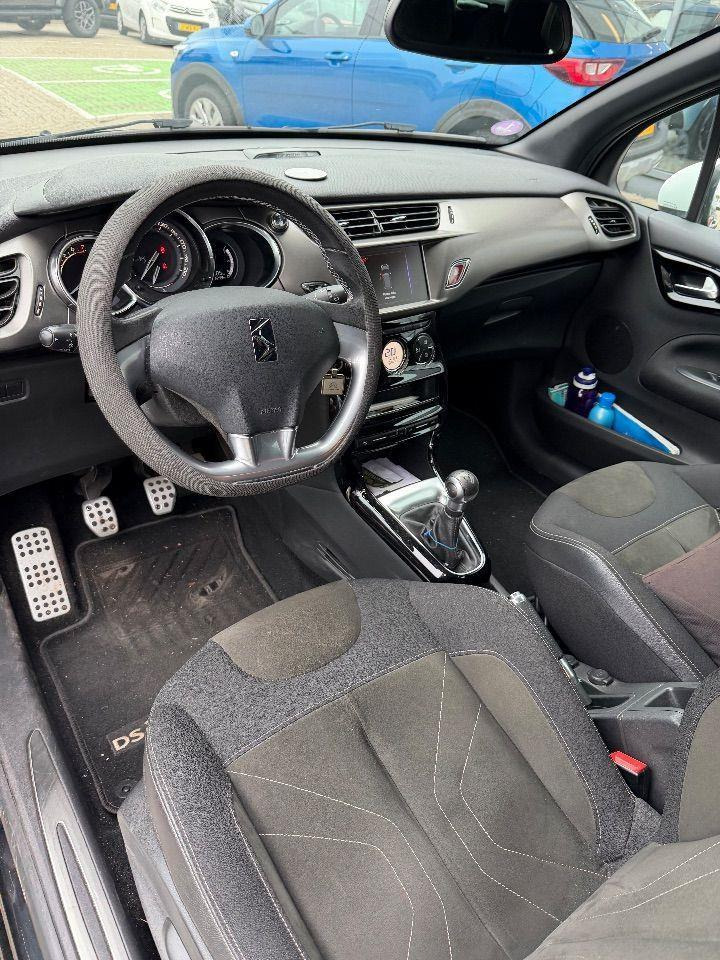 DS 3 1.2 PureTech So Chic | 2018 | 131.220 km | TB144S | NAP: Logisch - Hatchback: picture 5 DS 3 1.2 PureTech So Chic | 2018 | 131.220 km | TB144S | NAP: Logisch - Hatchback: picture 5