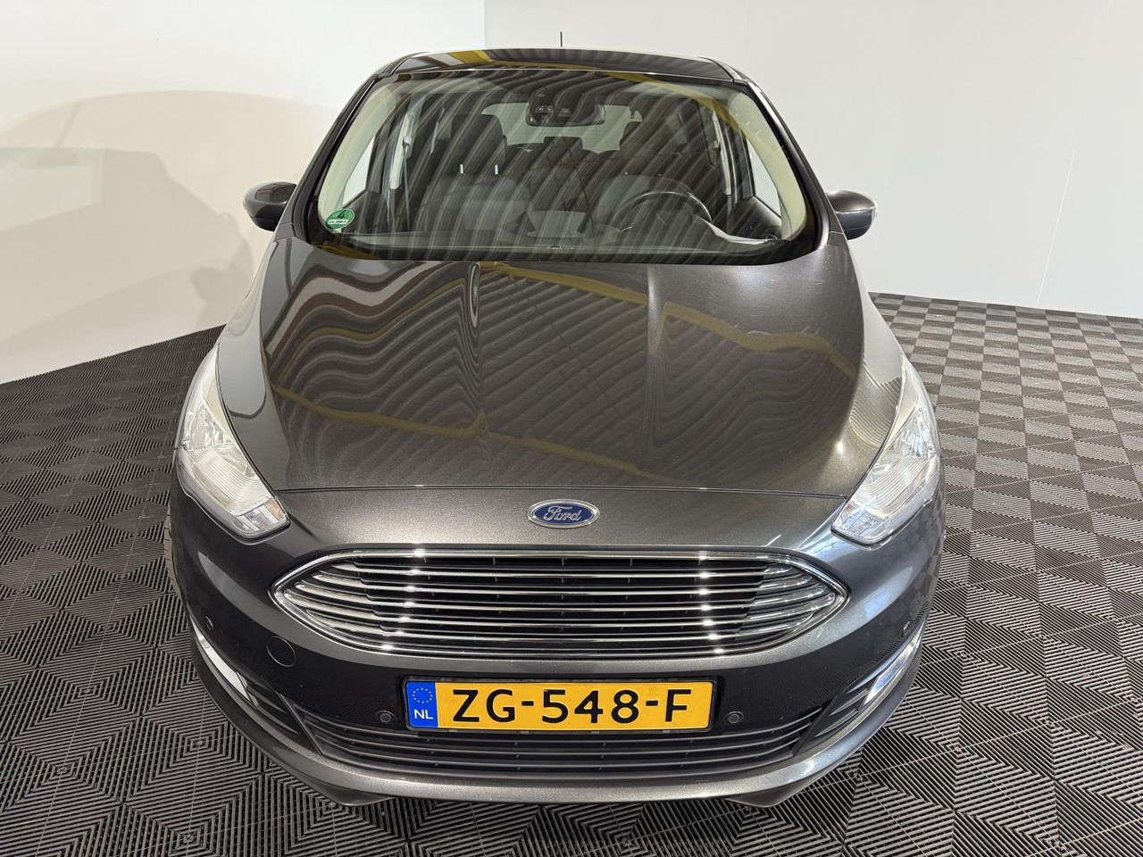 Ford C-Max 1.0 Titanium ZG-548-F 186.382 km - Car: picture 2 Ford C-Max 1.0 Titanium ZG-548-F 186.382 km - Car: picture 2