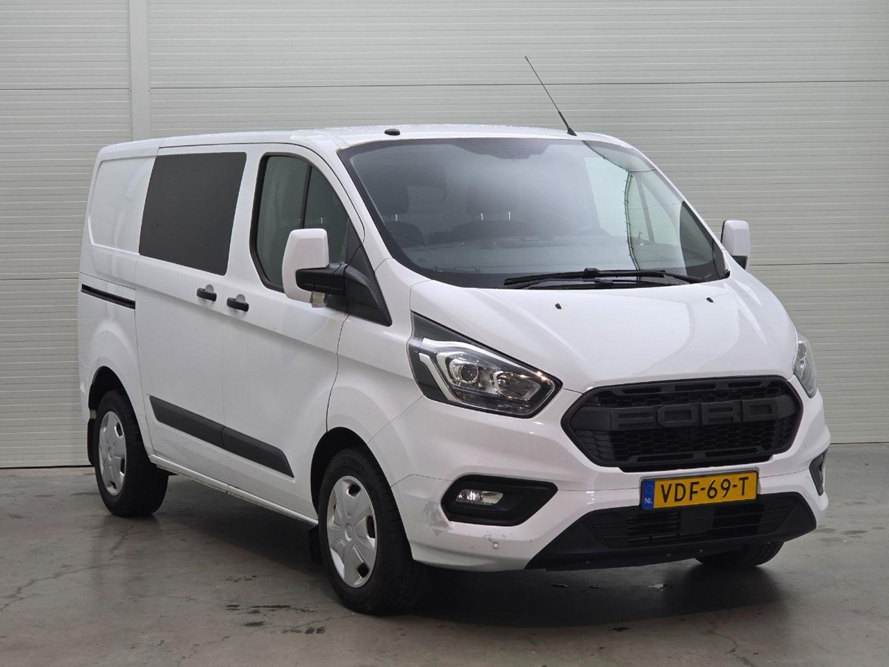 Ford Transit Custom 300 2.0 TDCI L1H1 Trend | 2018 | 154.249 km | Automaat | VDF69T | NAP: Geen oordeel - Panel van: picture 2 Ford Transit Custom 300 2.0 TDCI L1H1 Trend | 2018 | 154.249 km | Automaat | VDF69T | NAP: Geen oordeel - Panel van: picture 2