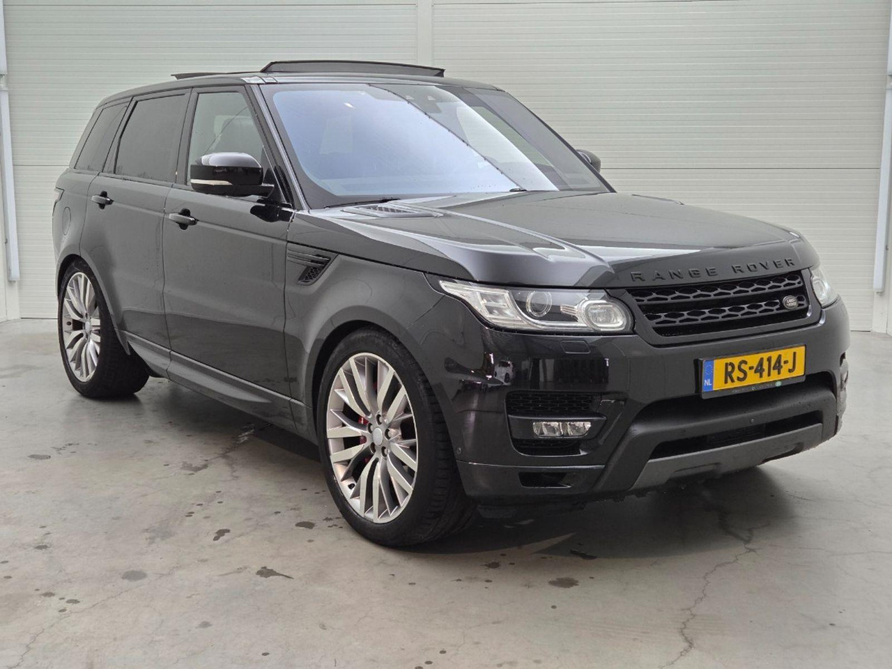 Land Rover Range Rover Sport 3.0 SDV6 Autobiography Dynamic | 2017 | 129.202 km | Automaat | RS414J | NAP: Geen oordeel - SUV: picture 2 Land Rover Range Rover Sport 3.0 SDV6 Autobiography Dynamic | 2017 | 129.202 km | Automaat | RS414J | NAP: Geen oordeel - SUV: picture 2