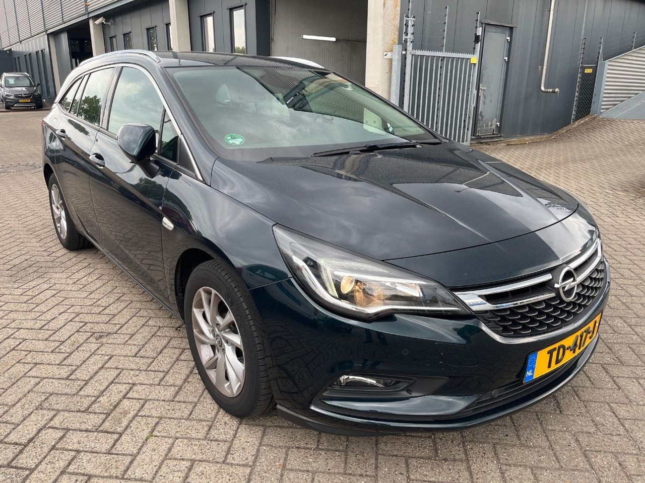 Opel Astra Sports Tourer 1.4 Business Executive | 2018 | 117.848 km | TD417J | NAP: Logisch - Car: picture 2 Opel Astra Sports Tourer 1.4 Business Executive | 2018 | 117.848 km | TD417J | NAP: Logisch - Car: picture 2