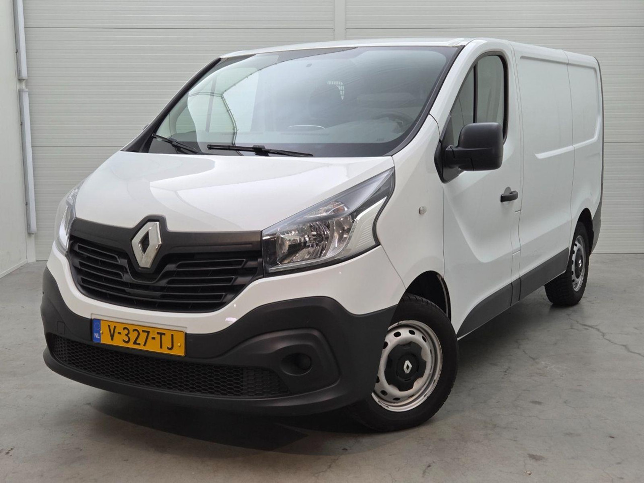 Renault Trafic 1.6 dCi T29 L1H1 Comfort Energy | 2018 | 188.221 km | V327TJ | NAP: Logisch - Other machinery: picture 1 Renault Trafic 1.6 dCi T29 L1H1 Comfort Energy | 2018 | 188.221 km | V327TJ | NAP: Logisch - Other machinery: picture 1