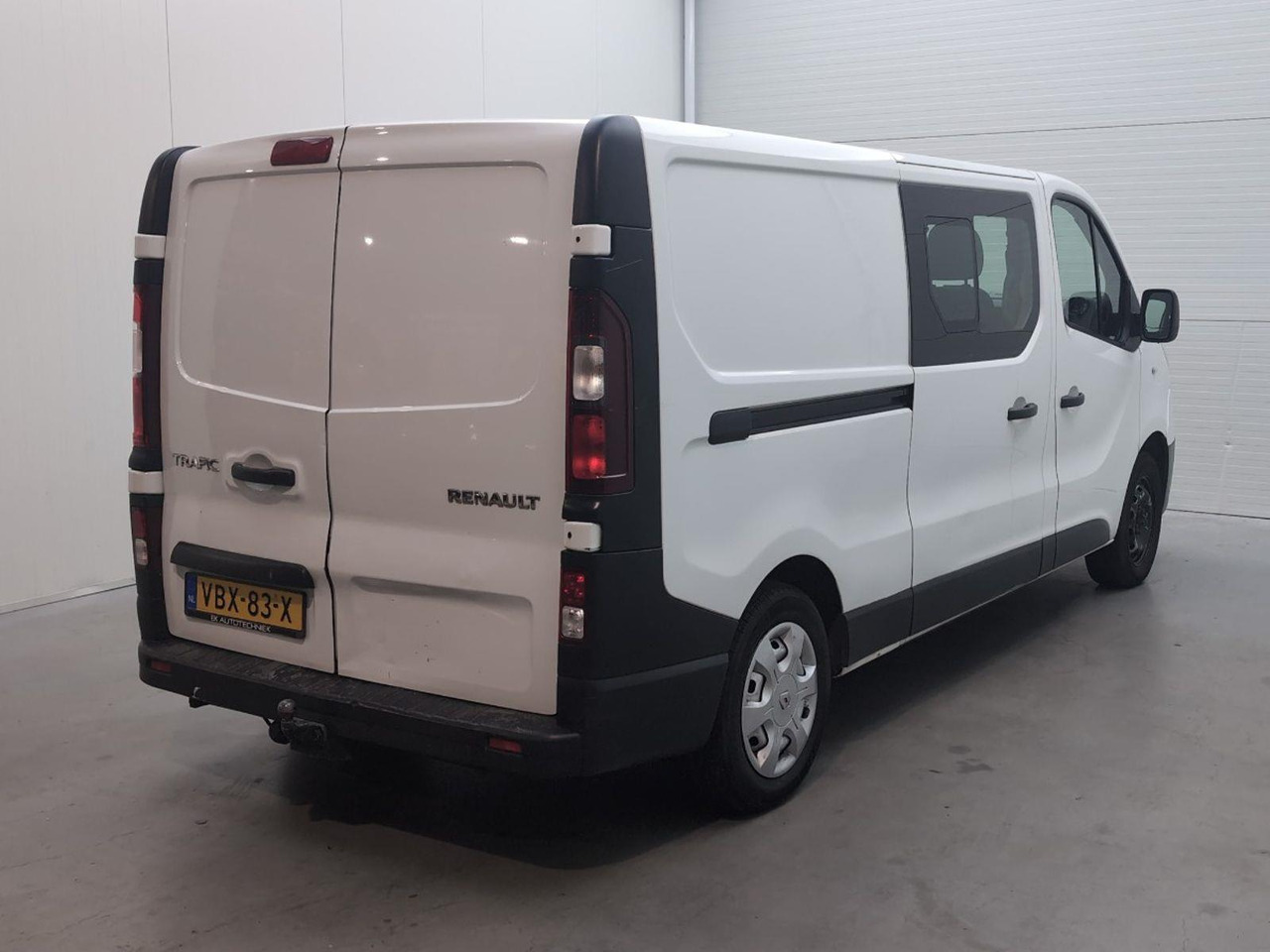 Renault Trafic 1.6 dCi T29 L2H1 DC Comfort Energy | 2018 | 238.233 km | VBX83X | NAP: Geen oordeel - Other machinery: picture 4 Renault Trafic 1.6 dCi T29 L2H1 DC Comfort Energy | 2018 | 238.233 km | VBX83X | NAP: Geen oordeel - Other machinery: picture 4