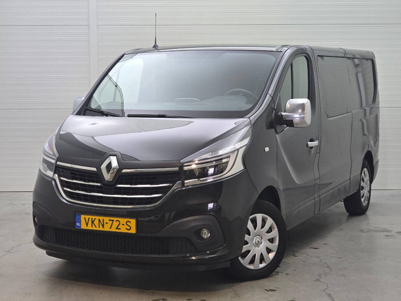 Renault Trafic 2.0 dCi 120 T29 L2H1 DC Work Edition | 2021 | 148.341 km | VKN72S | NAP: Logisch - Other machinery: picture 1 Renault Trafic 2.0 dCi 120 T29 L2H1 DC Work Edition | 2021 | 148.341 km | VKN72S | NAP: Logisch - Other machinery: picture 1