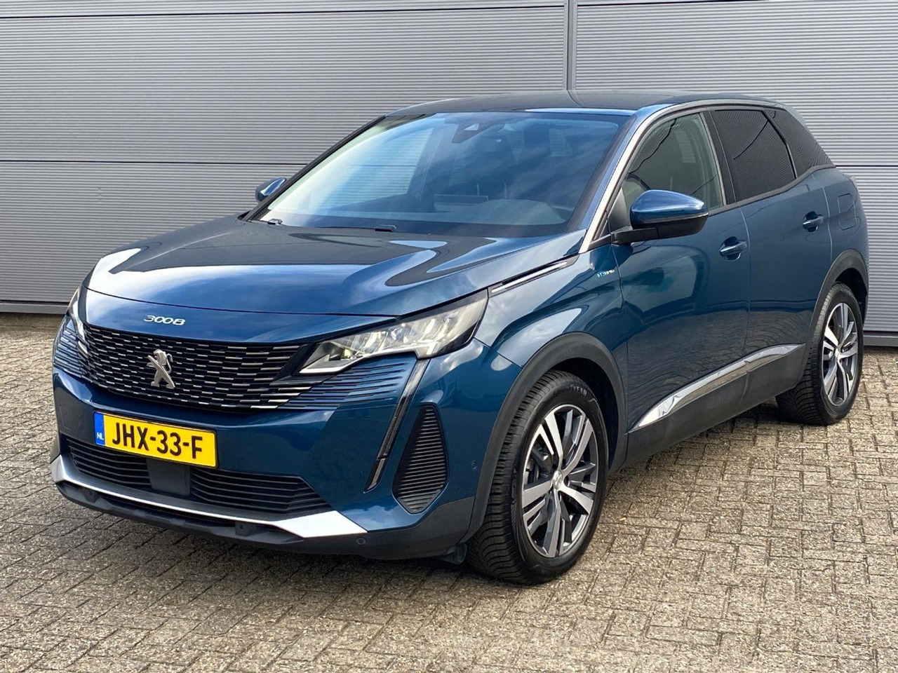 Peugeot 3008 1.6 HYbrid 225 Blue Lease Allure | 2021 | 65.770 km | Automaat | JHX33F | NAP: Geen oordeel - SUV: picture 1 Peugeot 3008 1.6 HYbrid 225 Blue Lease Allure | 2021 | 65.770 km | Automaat | JHX33F | NAP: Geen oordeel - SUV: picture 1