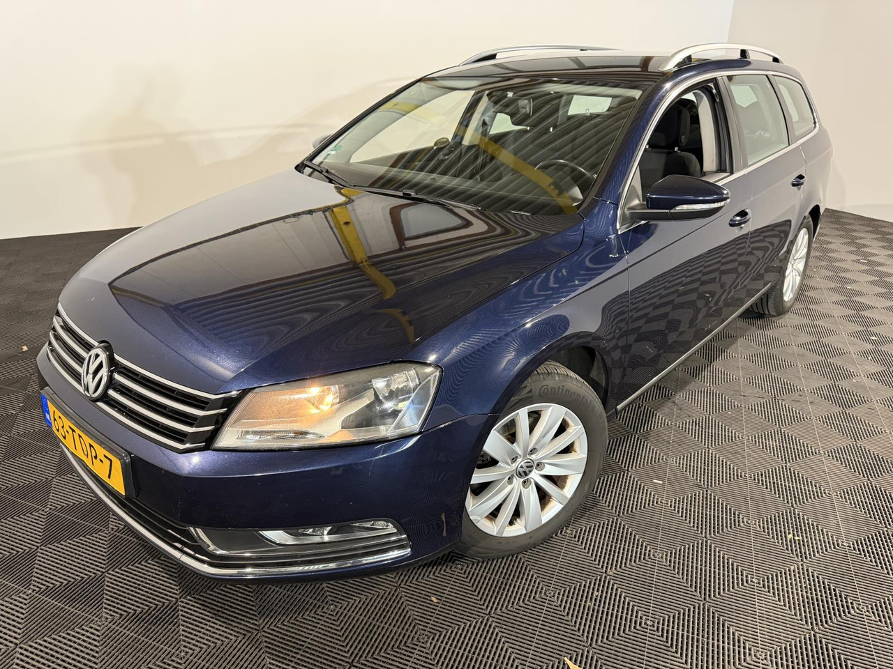 Volkswagen | Passat Variant | 1.4 TSI Comfortline BlueMotion | 2012 | 223.524 km | 63TDP7 | Logisch - Car: picture 1 Volkswagen | Passat Variant | 1.4 TSI Comfortline BlueMotion | 2012 | 223.524 km | 63TDP7 | Logisch - Car: picture 1