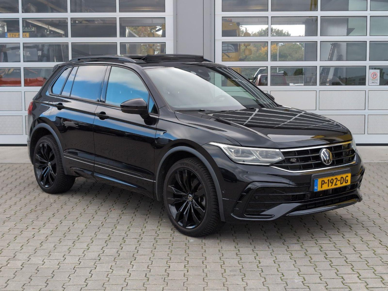 Volkswagen Tiguan 1.4 TSI eHybrid R - Line Business+ | 2021 | 96.459 km | Automaat | P192DG | NAP: Geen oordeel - SUV: picture 2 Volkswagen Tiguan 1.4 TSI eHybrid R - Line Business+ | 2021 | 96.459 km | Automaat | P192DG | NAP: Geen oordeel - SUV: picture 2