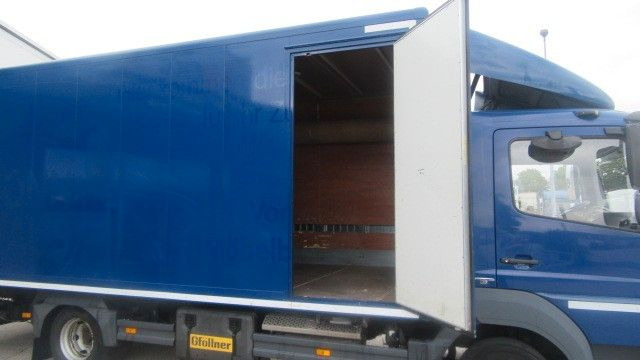 Mercedes-Benz 818L Koffer LBW, 1,5 to, Seitentüre - Box truck: picture 5 Mercedes-Benz 818L Koffer LBW, 1,5 to, Seitentüre - Box truck: picture 5