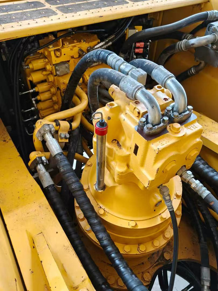 Crawler excavator KOMATSU PC400: picture 7