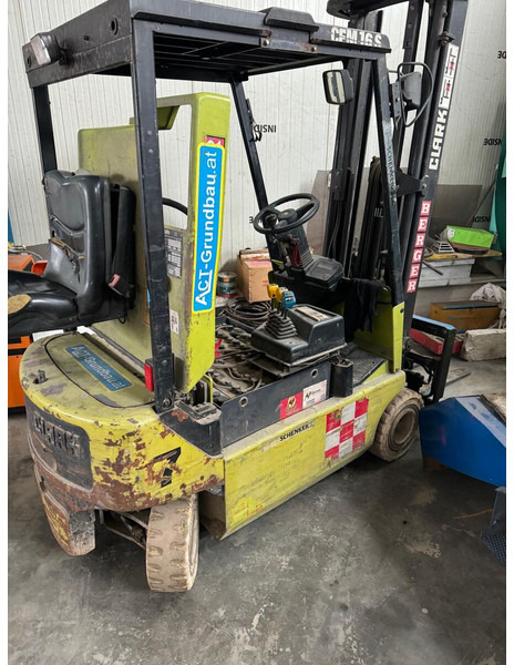 Clark CEM 16S - Forklift: picture 2 Clark CEM 16S - Forklift: picture 2
