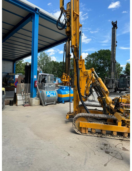 Klemm KR 805 DS - Drilling rig: picture 1 Klemm KR 805 DS - Drilling rig: picture 1