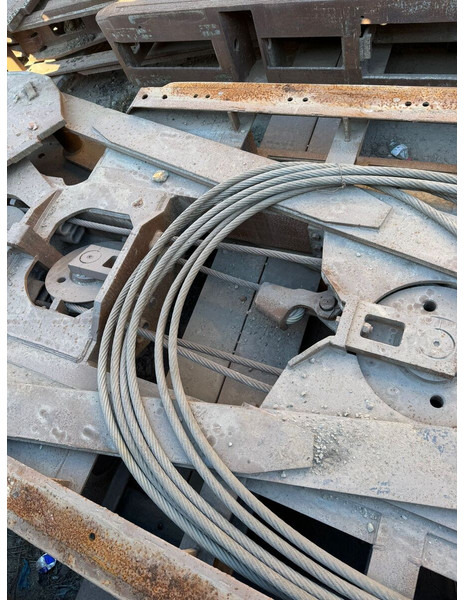 Liebherr Stein HT Diaphragm Wall Grab - Grapple for Construction machinery: picture 3 Liebherr Stein HT Diaphragm Wall Grab - Grapple for Construction machinery: picture 3