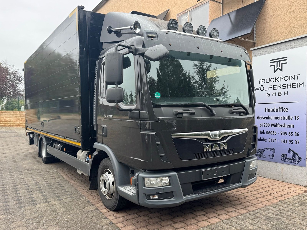 MAN TGL 12.220/LBW/Klima/Navi/2xAHK - Beverage truck: picture 1 MAN TGL 12.220/LBW/Klima/Navi/2xAHK - Beverage truck: picture 1