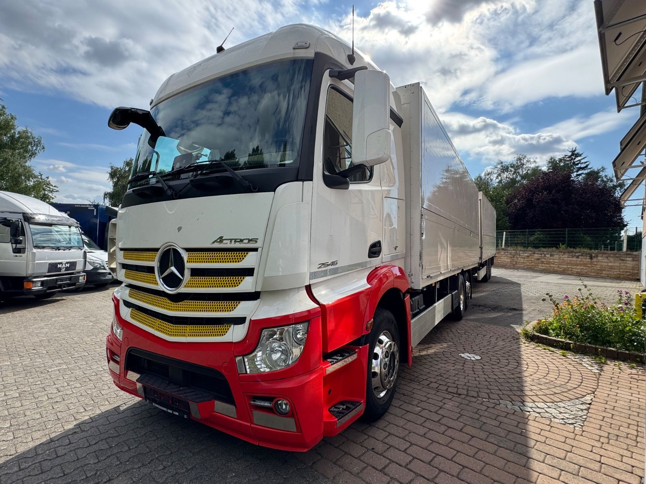 Mercedes-Benz Actros 2545/2xLBW/Klima/Kamera/kpl.Zug - Beverage truck: picture 3 Mercedes-Benz Actros 2545/2xLBW/Klima/Kamera/kpl.Zug - Beverage truck: picture 3