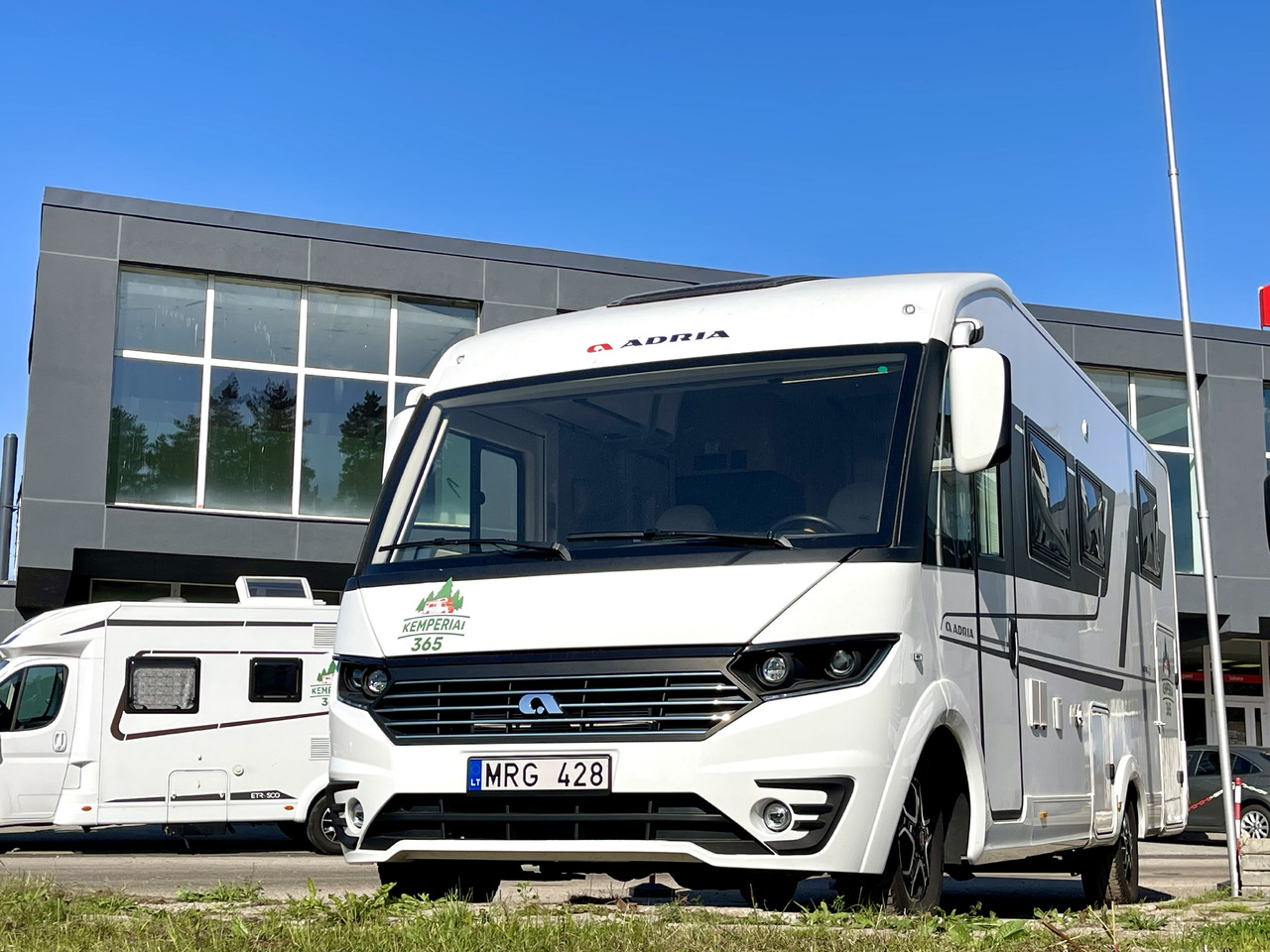 ADRIA Sonic Plus 700SL - Integrated motorhome: picture 1 ADRIA Sonic Plus 700SL - Integrated motorhome: picture 1