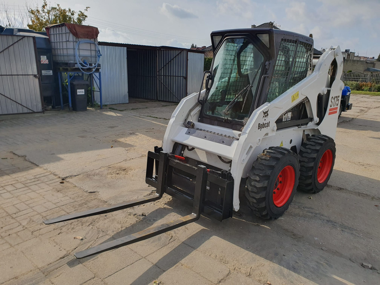 BOBCAT S175 - Skid steer loader: picture 1 BOBCAT S175 - Skid steer loader: picture 1