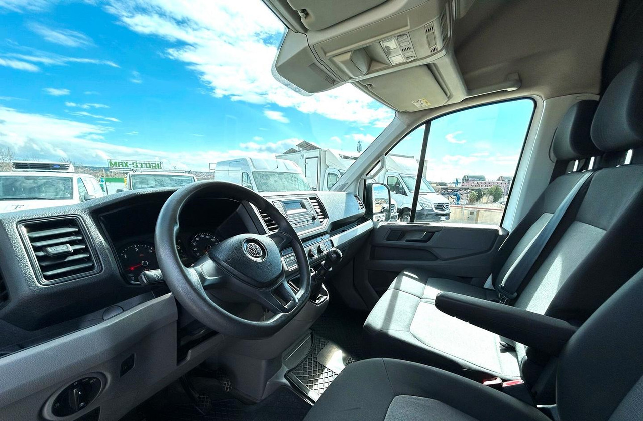 Leasing of Volkswagen Crafter 2.0 Tdi 140 cv Volkswagen Crafter 2.0 Tdi 140 cv: picture 9 Leasing of Volkswagen Crafter 2.0 Tdi 140 cv Volkswagen Crafter 2.0 Tdi 140 cv: picture 9