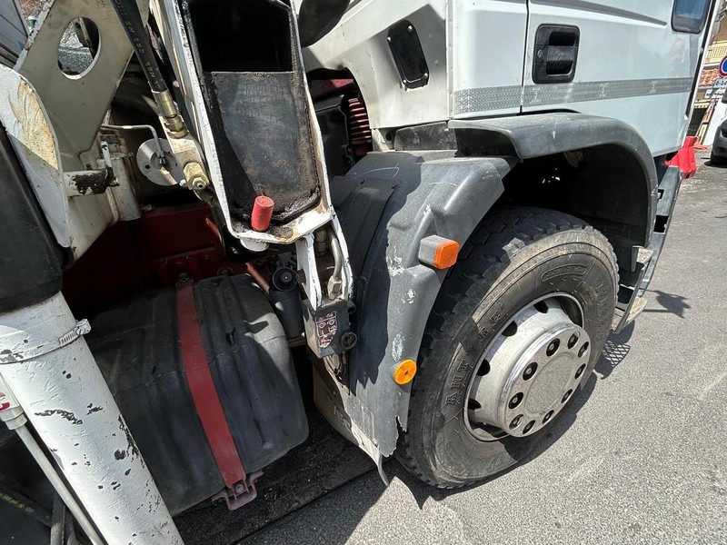 Loader crane Iveco EuroCargo 100E21: picture 8