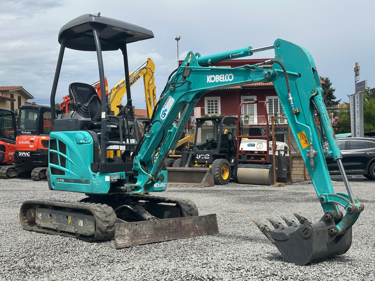 KOBELCO SK17SR-3E - Mini excavator: picture 1 KOBELCO SK17SR-3E - Mini excavator: picture 1