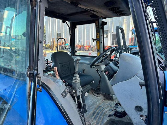 Farm tractor New Holland TL90A: picture 11