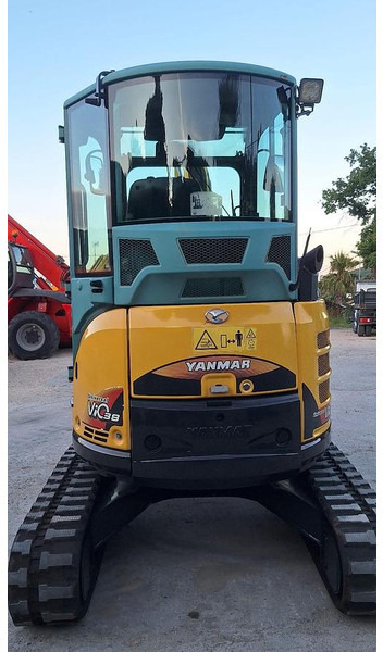 Yanmar VIO38 - Mini excavator: picture 3 Yanmar VIO38 - Mini excavator: picture 3