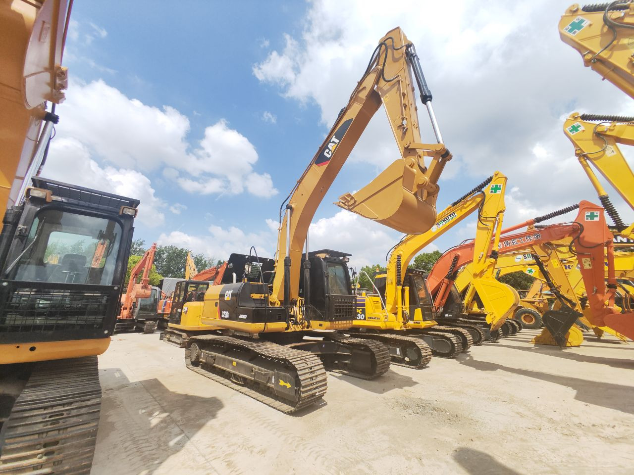 CATERPILLAR 323D - Crawler excavator: picture 3 CATERPILLAR 323D - Crawler excavator: picture 3