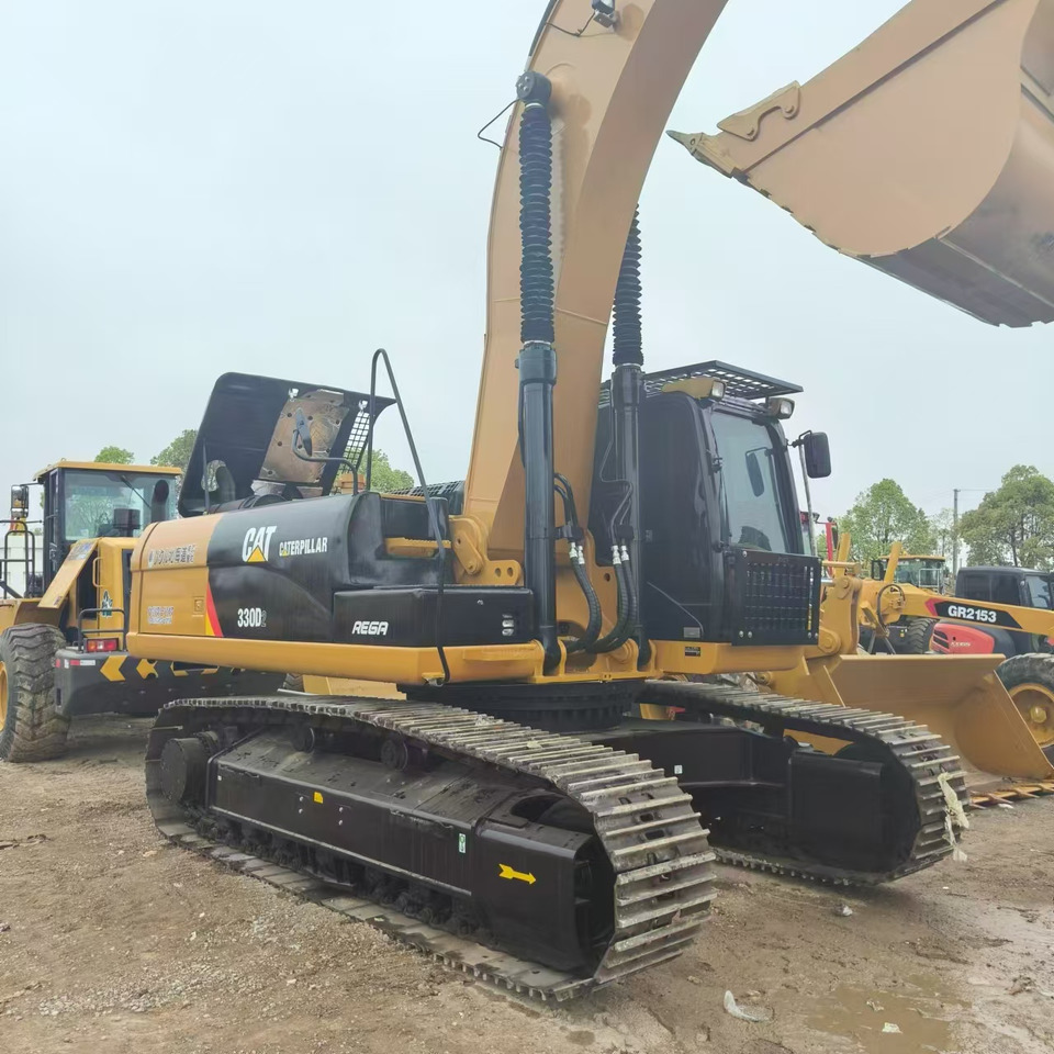 Crawler excavator CATERPILLAR 330D2: picture 7