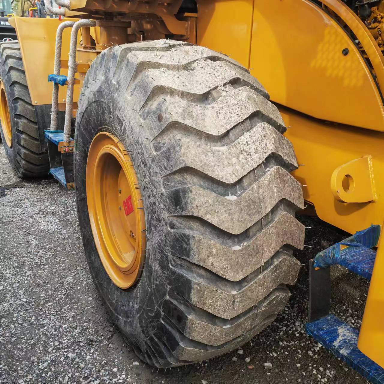 Wheel loader CATERPILLAR 950H: picture 8