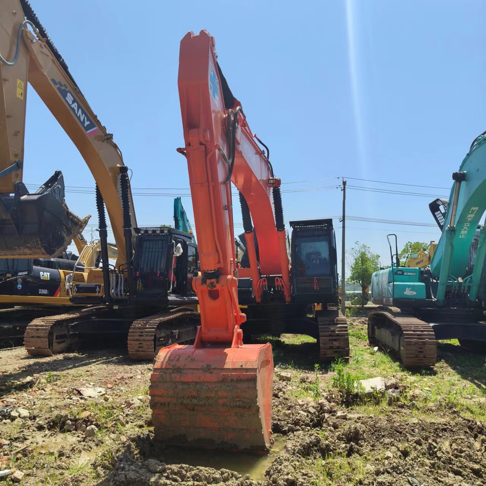 HITACHI ZX350 - Crawler excavator: picture 5 HITACHI ZX350 - Crawler excavator: picture 5