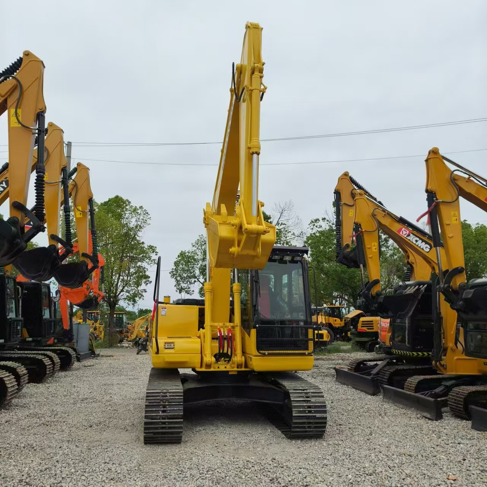 KOMATSU PC110 - Crawler excavator: picture 3 KOMATSU PC110 - Crawler excavator: picture 3