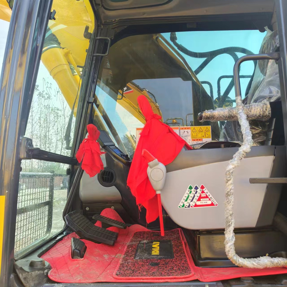 Crawler excavator KOMATSU PC200: picture 7 Crawler excavator KOMATSU PC200: picture 7