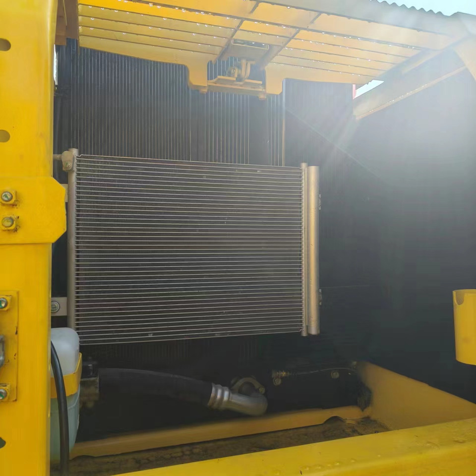 Crawler excavator KOMATSU PC200: picture 13 Crawler excavator KOMATSU PC200: picture 13