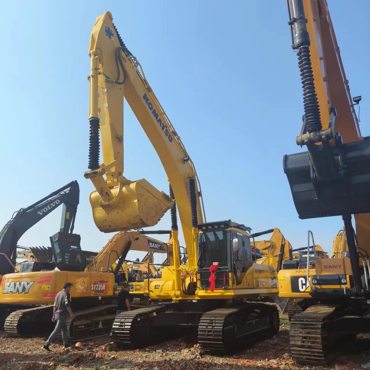 KOMATSU PC360 - Crawler excavator: picture 2 KOMATSU PC360 - Crawler excavator: picture 2