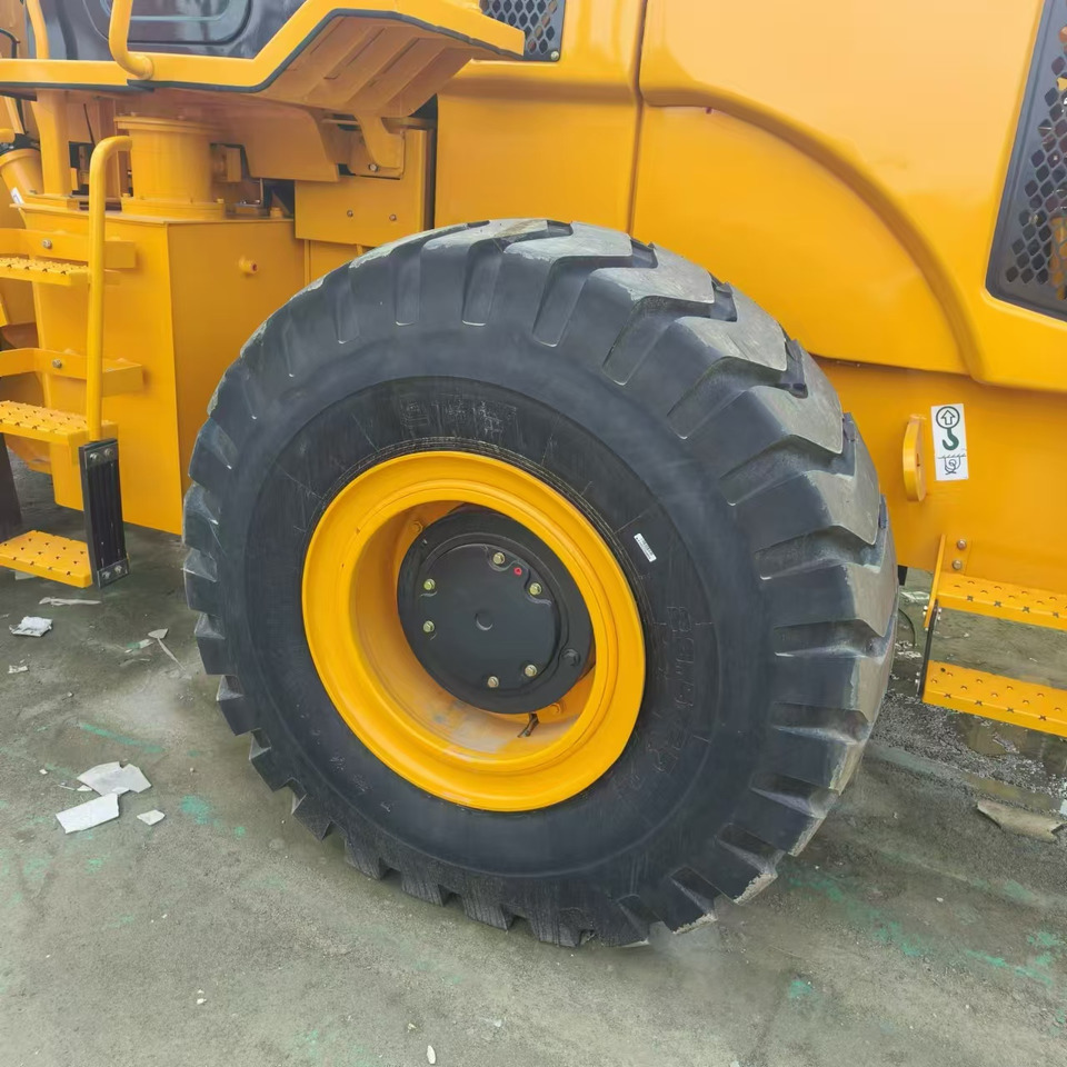 LIUGONG CL G865 - Wheel loader: picture 3 LIUGONG CL G865 - Wheel loader: picture 3