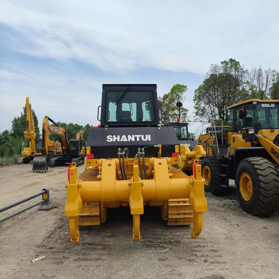 SHANTUI SD16 - Bulldozer: picture 3 SHANTUI SD16 - Bulldozer: picture 3
