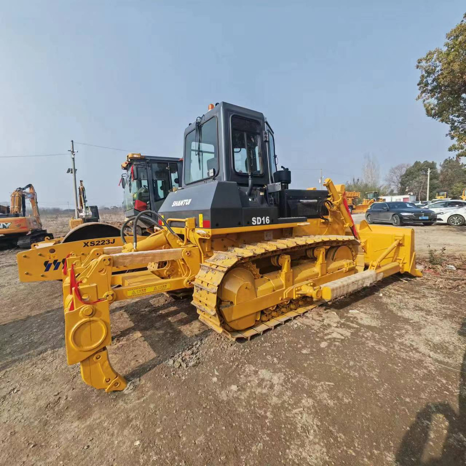 SHANTUI SD16 - Bulldozer: picture 1 SHANTUI SD16 - Bulldozer: picture 1