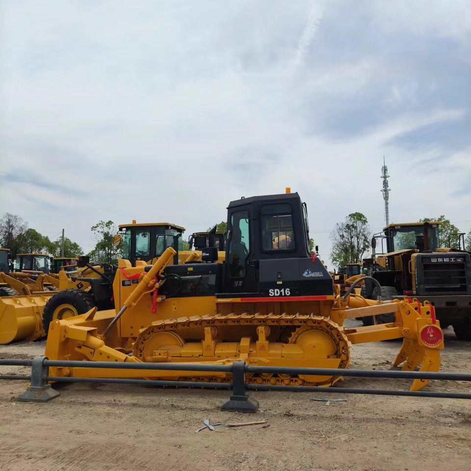 Shantui SD16 - Bulldozer: picture 5 Shantui SD16 - Bulldozer: picture 5