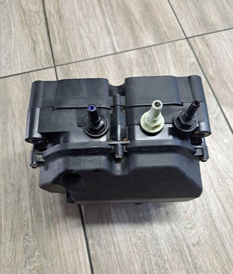 FORD POMPA ADBLUE MODUŁ FORD F-MAX TRUCKS CARGO EURO 6 - Muffler/ Exhaust system for Truck: picture 1 FORD POMPA ADBLUE MODUŁ FORD F-MAX TRUCKS CARGO EURO 6 - Muffler/ Exhaust system for Truck: picture 1