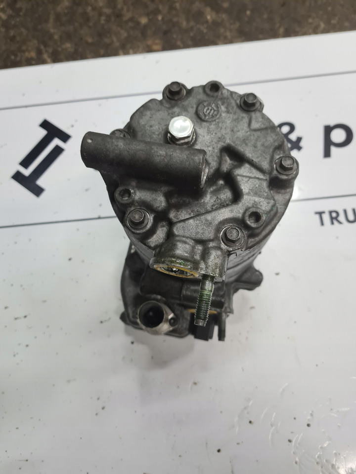 SANDEN SPRĘŻARKA KOMPRESOR KLIMATYZACJI POSTOJOWEJ VOLVO FH 4 FM 4 - A/C compressor for Truck: picture 4 SANDEN SPRĘŻARKA KOMPRESOR KLIMATYZACJI POSTOJOWEJ VOLVO FH 4 FM 4 - A/C compressor for Truck: picture 4
