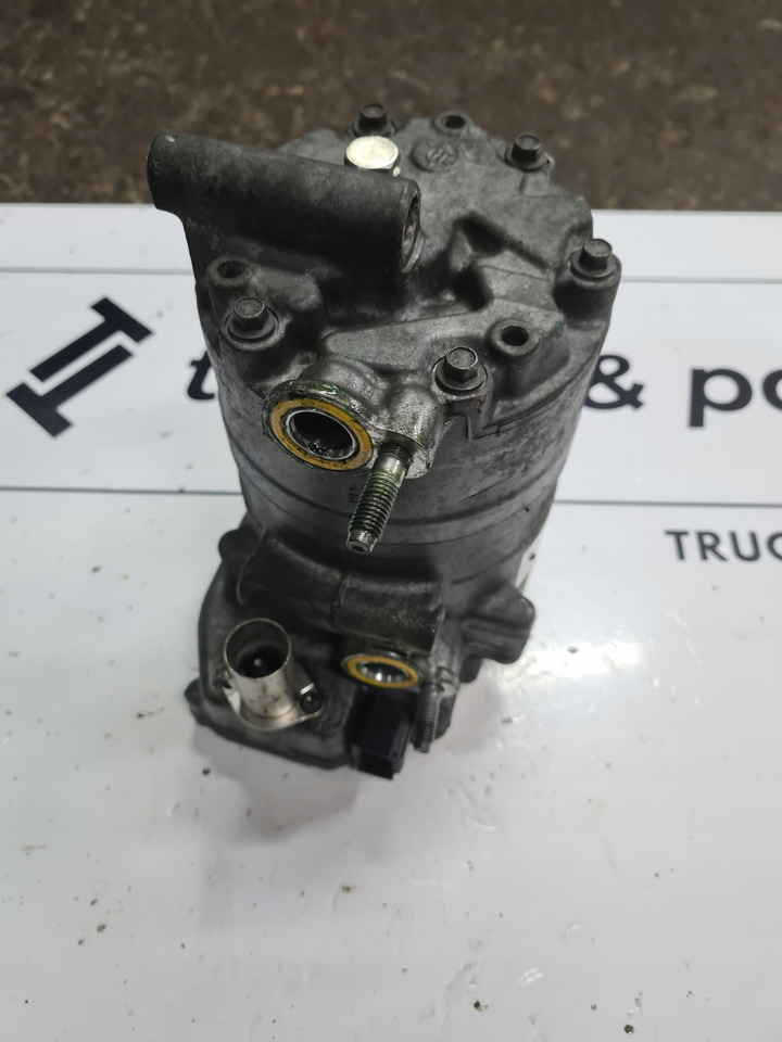 SANDEN SPRĘŻARKA KOMPRESOR KLIMATYZACJI POSTOJOWEJ VOLVO FH 4 FM 4 - A/C compressor for Truck: picture 2 SANDEN SPRĘŻARKA KOMPRESOR KLIMATYZACJI POSTOJOWEJ VOLVO FH 4 FM 4 - A/C compressor for Truck: picture 2